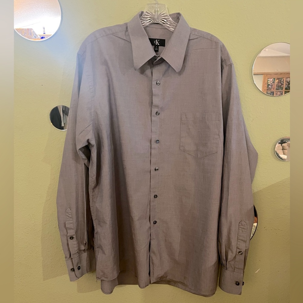 Men’s Calvin Klein Dress Shirt, EUC, Size XL, Neck 171/2